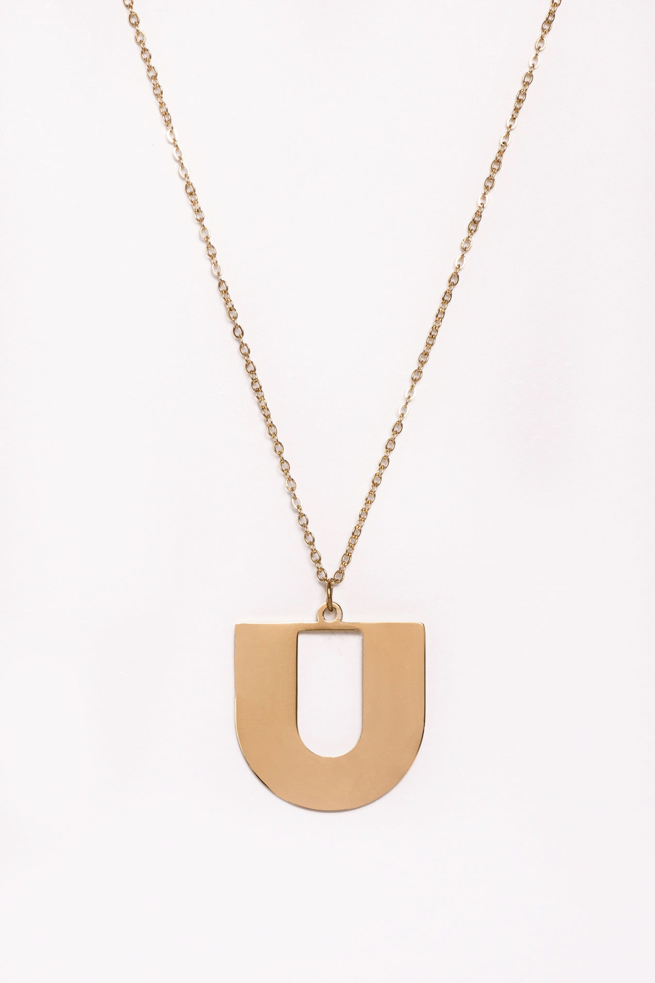 Initial Neckalace U