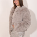 Abrigo de pelo beige mujer.  Abrigo de fiesta invierno