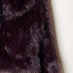 Abrigo de pelo burdeos mujer.  Abrigo de fiesta invierno