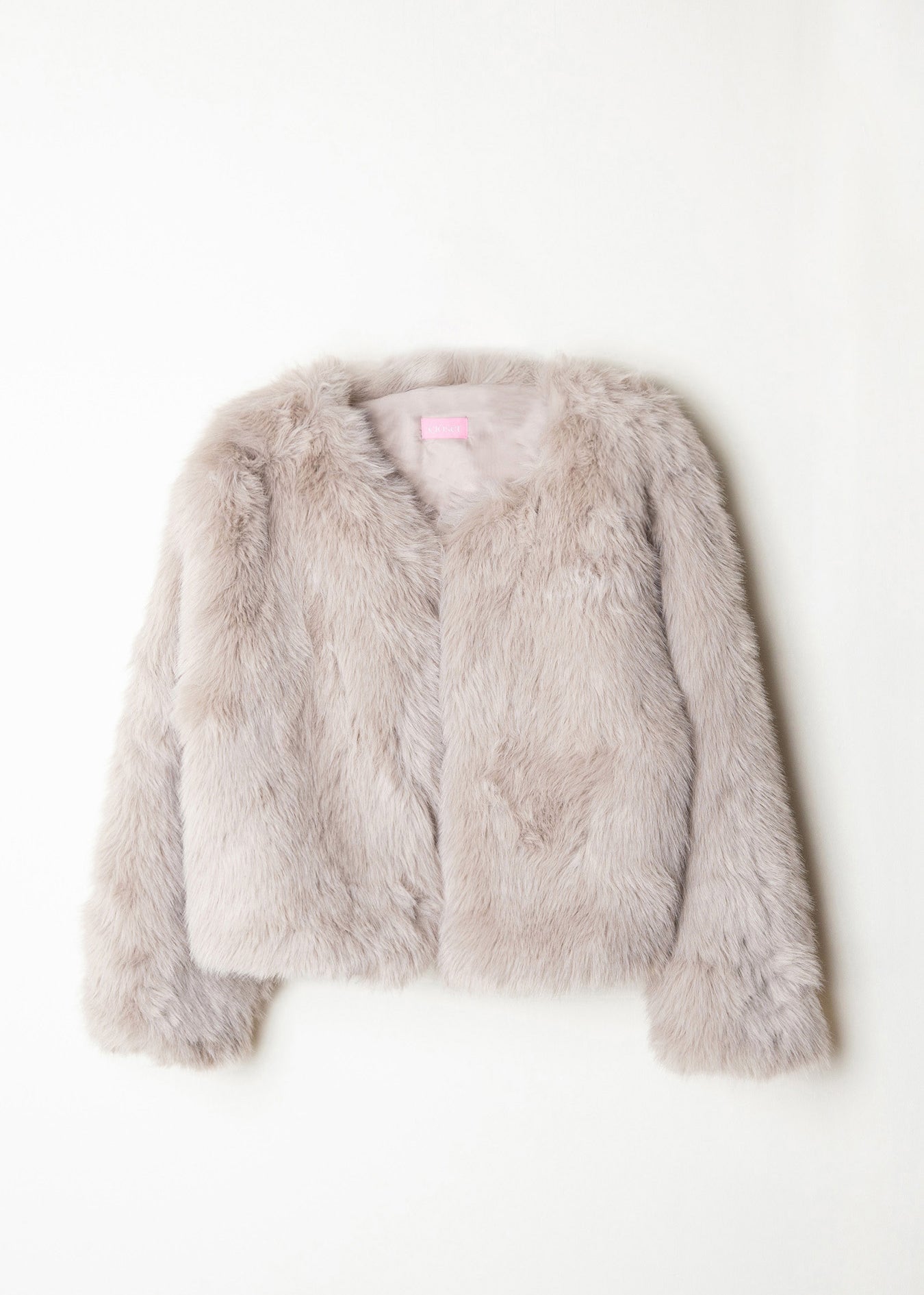 Abrigo de pelo beige mujer.  Abrigo de fiesta invierno