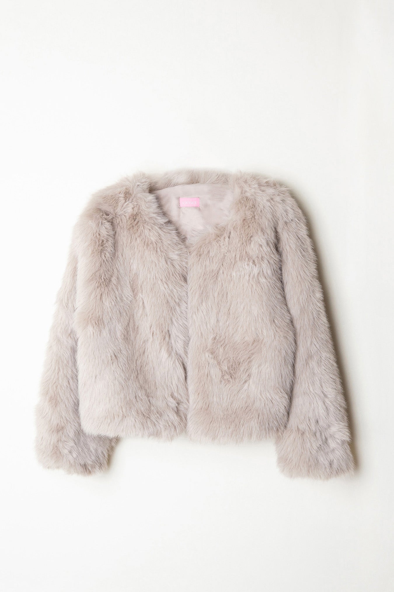 Abrigo de pelo beige mujer.  Abrigo de fiesta invierno