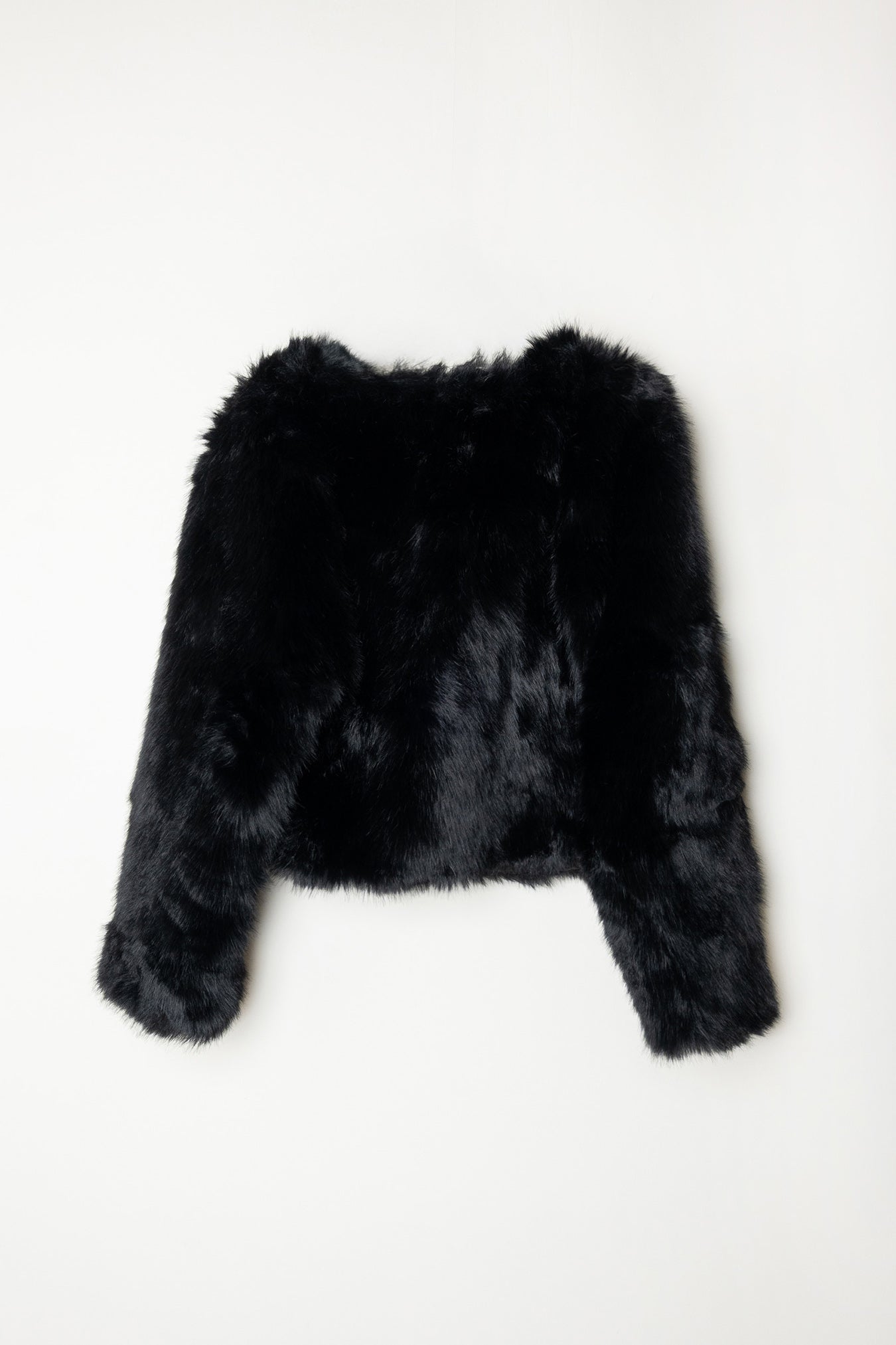 Abrigo de pelo negro mujer.  Abrigo de fiesta invierno