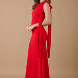 Vestido rojo largo asimétrico con detalle de pañuelo en el hombro, sofisticado y elegante para invitadas - Closet.bcn