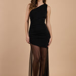 Vestido negro asimétrico, ceñido, con falda corta y superposición de tul transparente, ideal para eventos elegantes y de noche - Closet.bcn