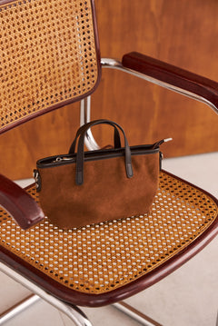 Bolso de mano de ante marrón de closet BCN