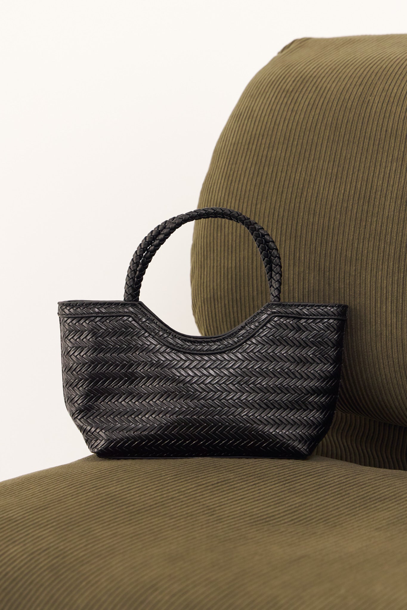 Bolso Espiga pequeño negro de closet BCN