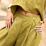Pantalón Mara Verde, pantalón de invitada de boda en tejido jaquard con brillo, otoño 2026 - vista 3