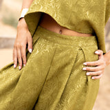 Pantalón Mara Verde, pantalón de invitada de boda en tejido jaquard con brillo, otoño 2026 - vista 3