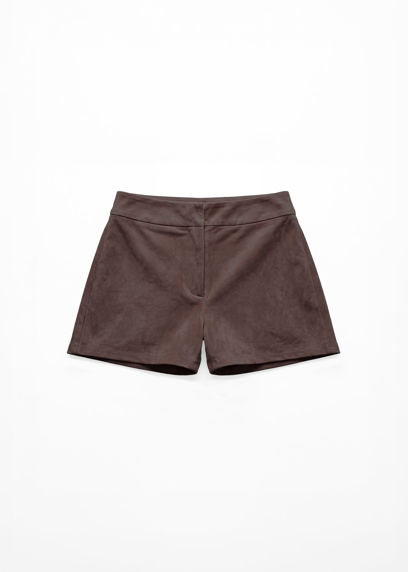 Short Kaze de antelina marrón para mujer, vista frontal – hecho a mano en Barcelona por closet BCN