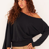Top Kala negro de modal para mujer, vista frontal – hecho a mano en Barcelona por closet BCN